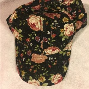 Floral baseballs hat